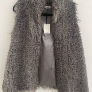 Medium Calvin Klein vest